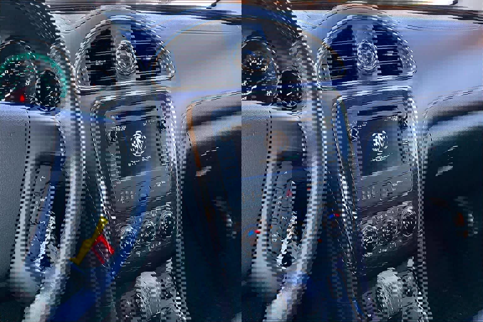 Used 2017 Buick Enclave Leather image 6