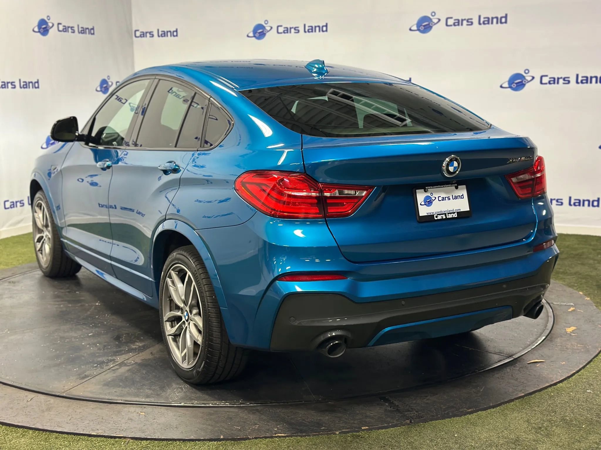 Used 2018 BMW X4 M40i image 5