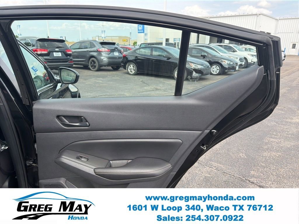 Used 2024 Nissan Altima 2.5 SV image 26