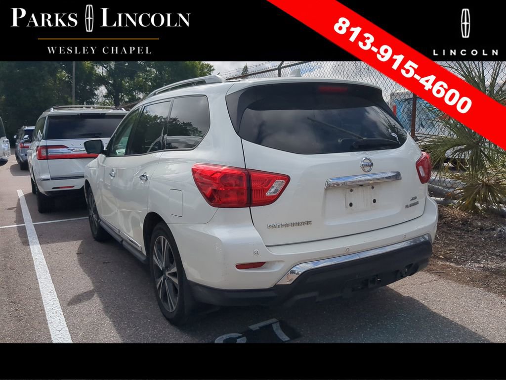 Used 2020 Nissan Pathfinder Platinum image 7