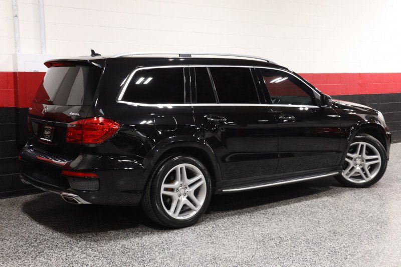 Used 2015 Mercedes-Benz GL 550 4MATIC image 8