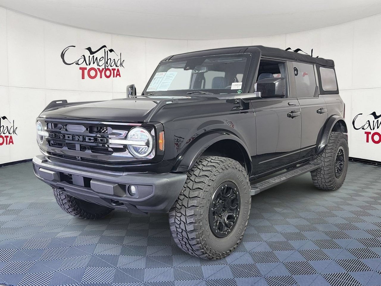 Used 2022 Ford Bronco Outer Banks AWD/4WD image 4