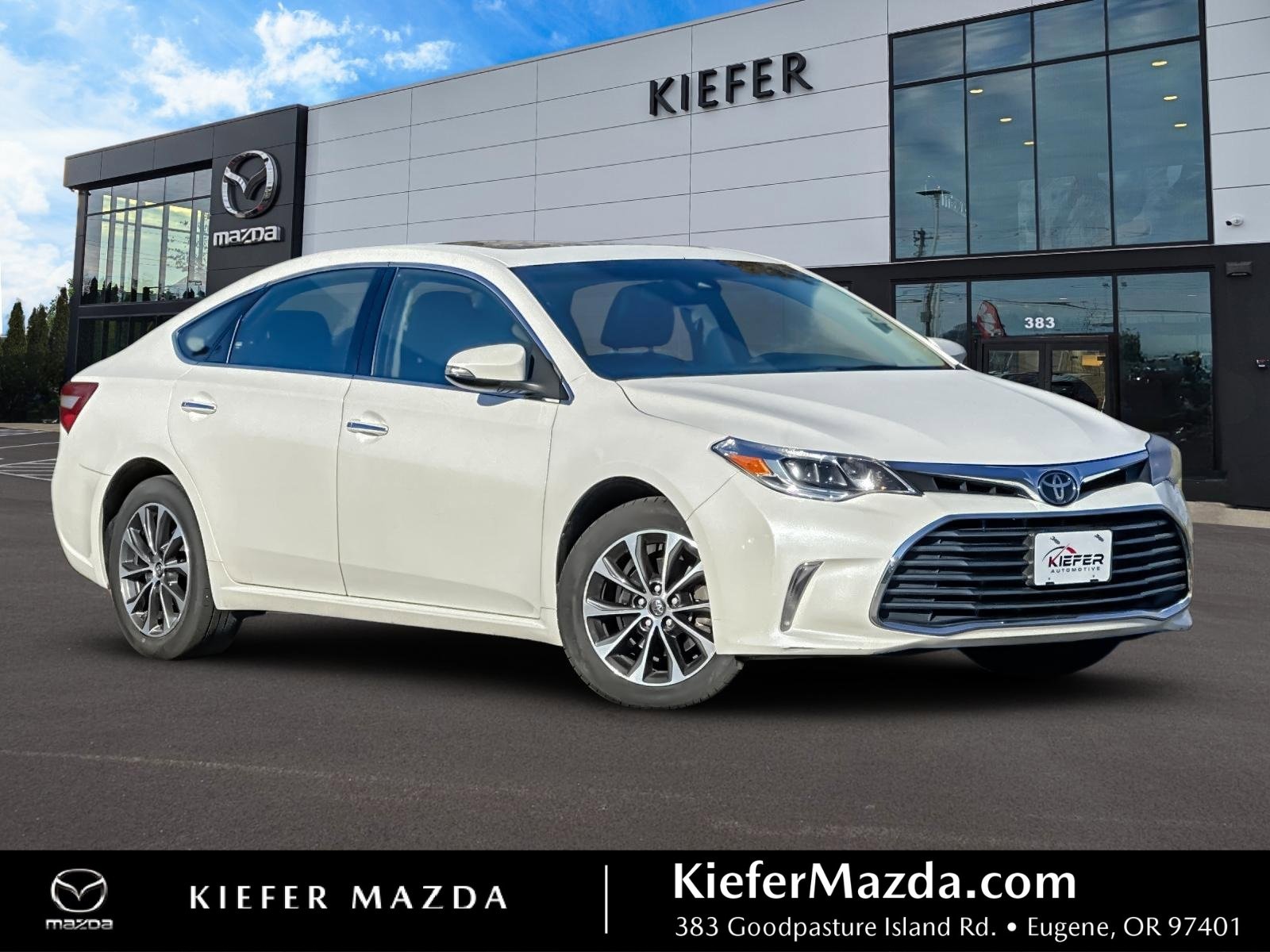 Used 2018 Toyota Avalon XLE Plus