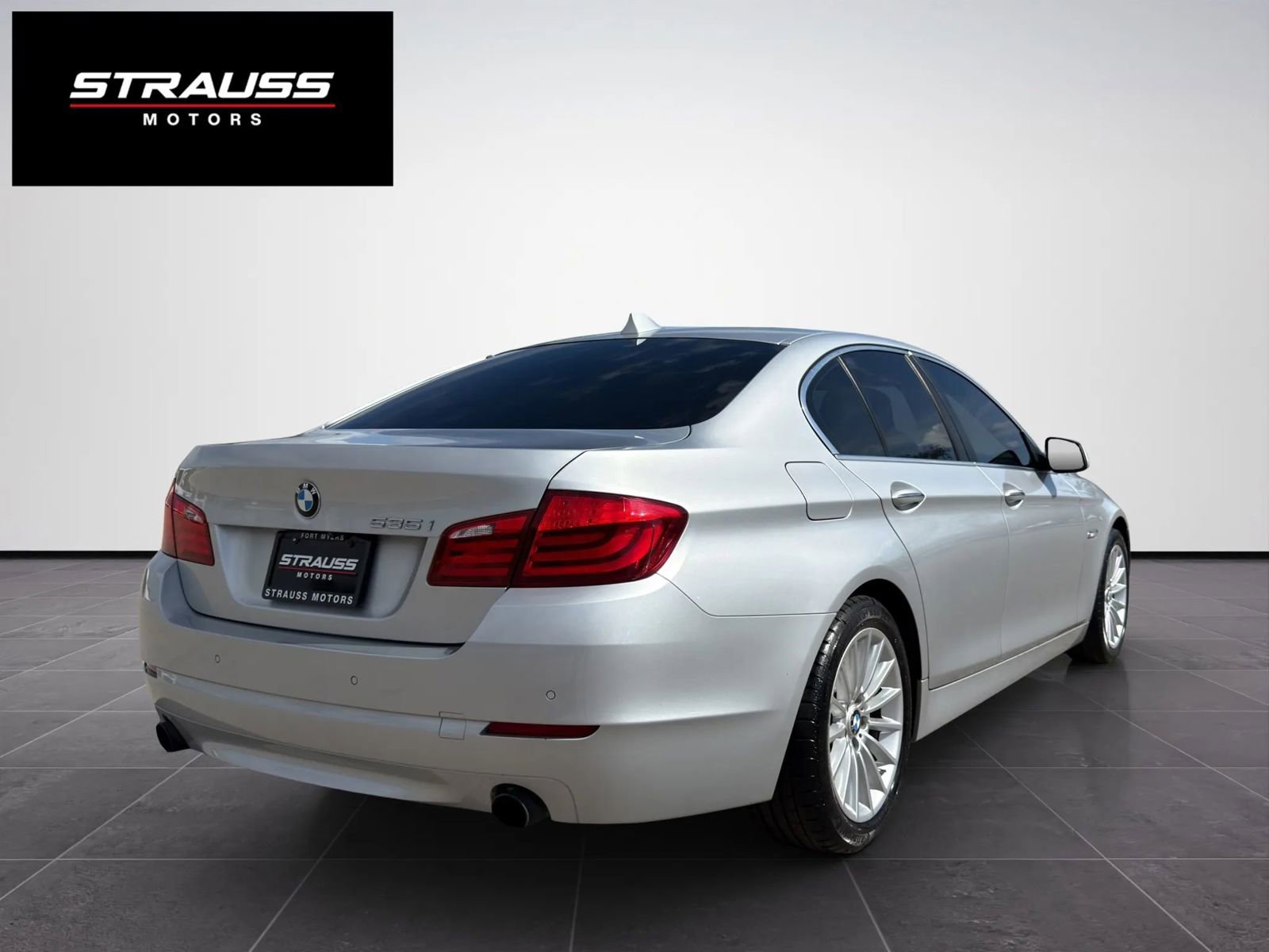 Used 2012 BMW 535i Sedan image 7