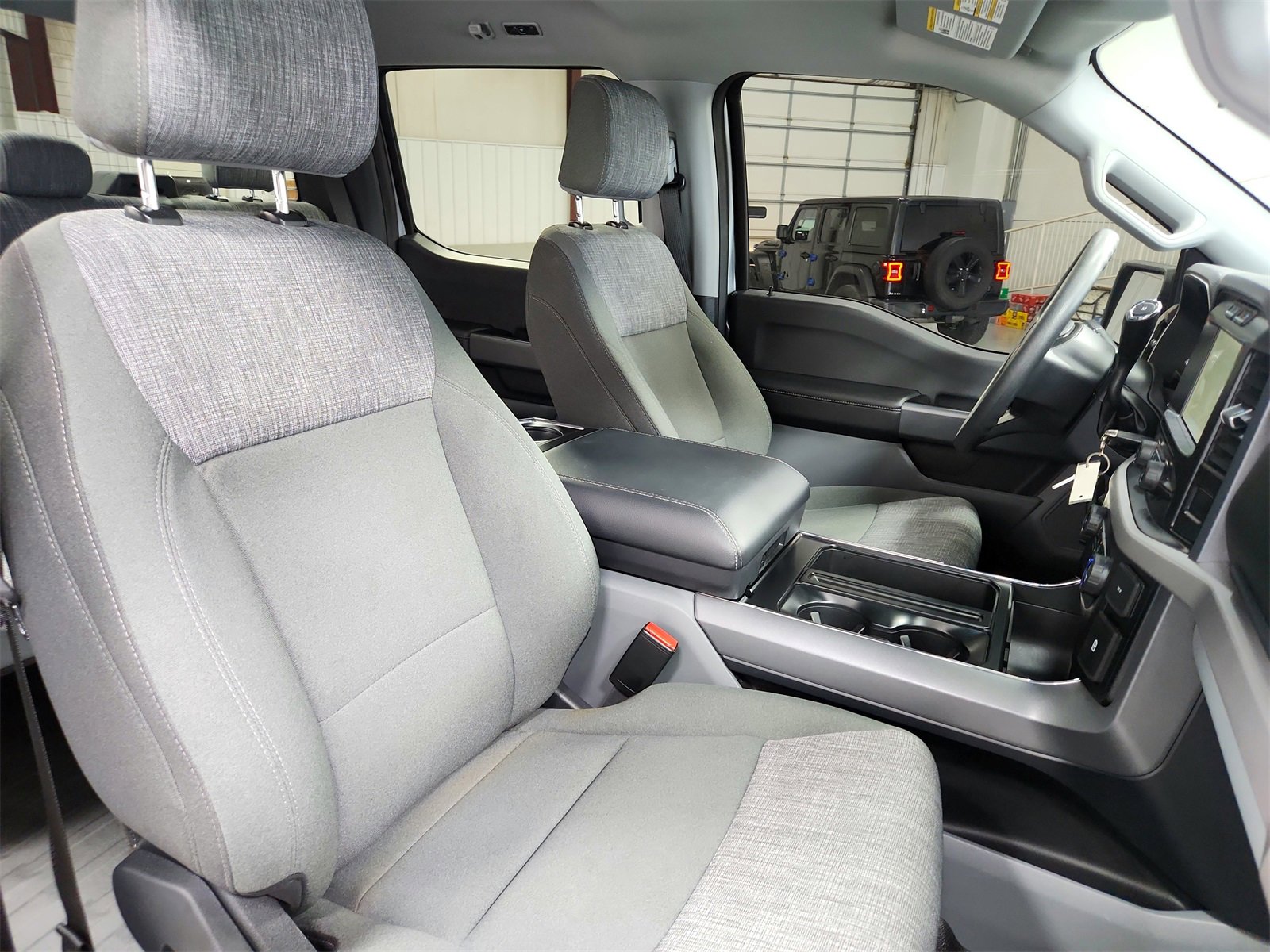 Used 2023 Ford F150 XLT w/ XTR Package image 36