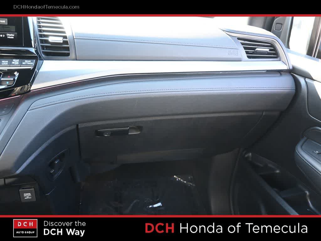 Used 2025 Honda Odyssey Sport-L image 14