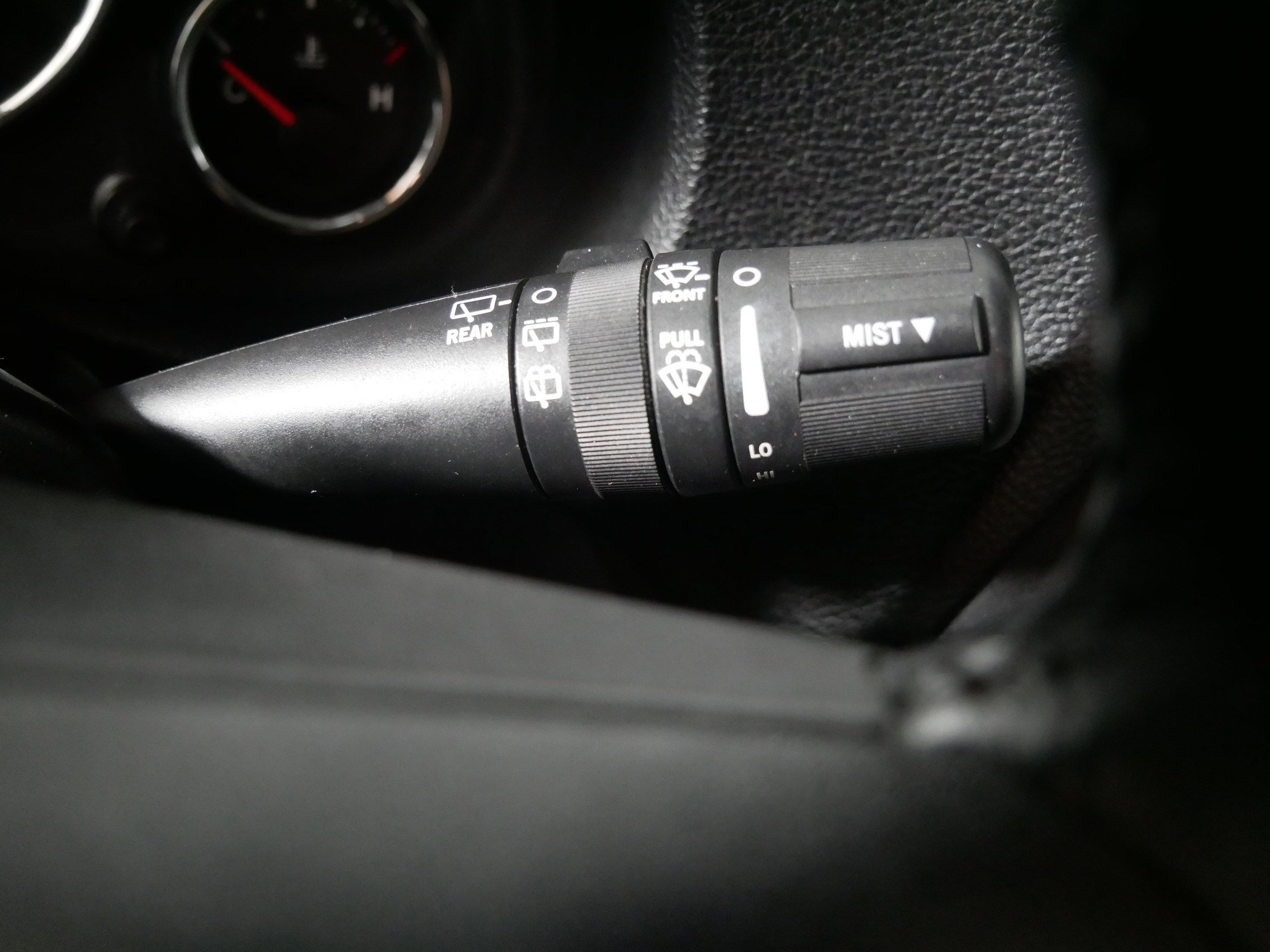 Used 2011 Jeep Wrangler Sahara w/ Dual Top Group image 31