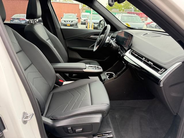 Certified 2026 BMW X1 xDrive28i w/ Convenience Package AWD/4WD image 30