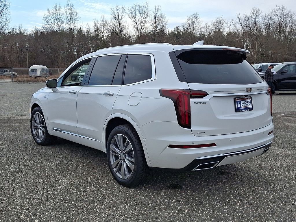 Used 2023 Cadillac XT6 Premium Luxury w/ Technology Package AWD/4WD image 8