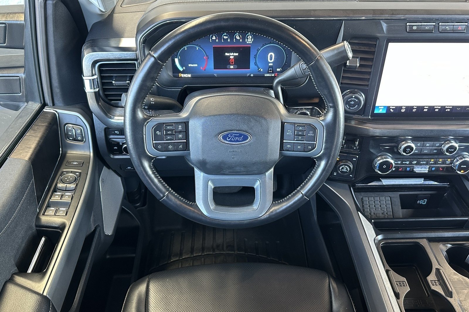 Used 2023 Ford F250 Lariat w/ Lariat Ultimate Package AWD/4WD image 13