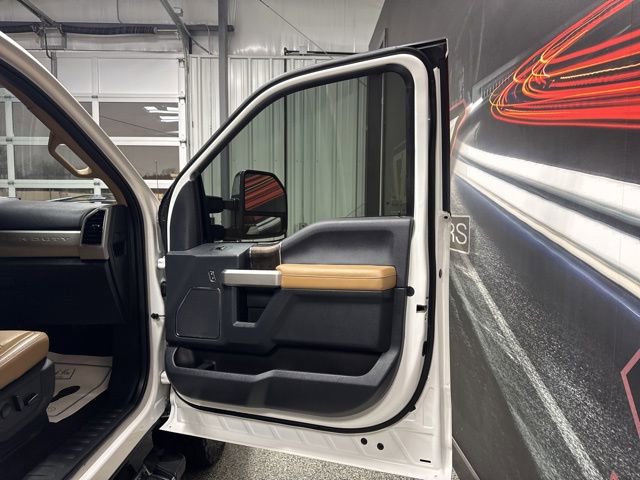 Used 2022 Ford F250 Lariat w/ Lariat Ultimate Package image 28