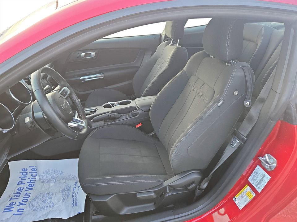 Used 2020 Ford Mustang EcoBoost image 28