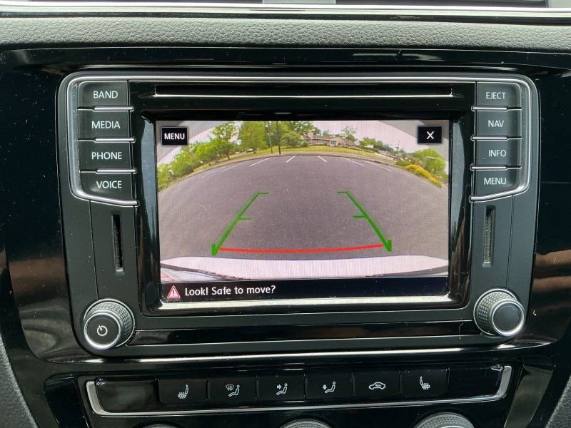 Used 2017 Volkswagen Jetta GLI FWD image 22
