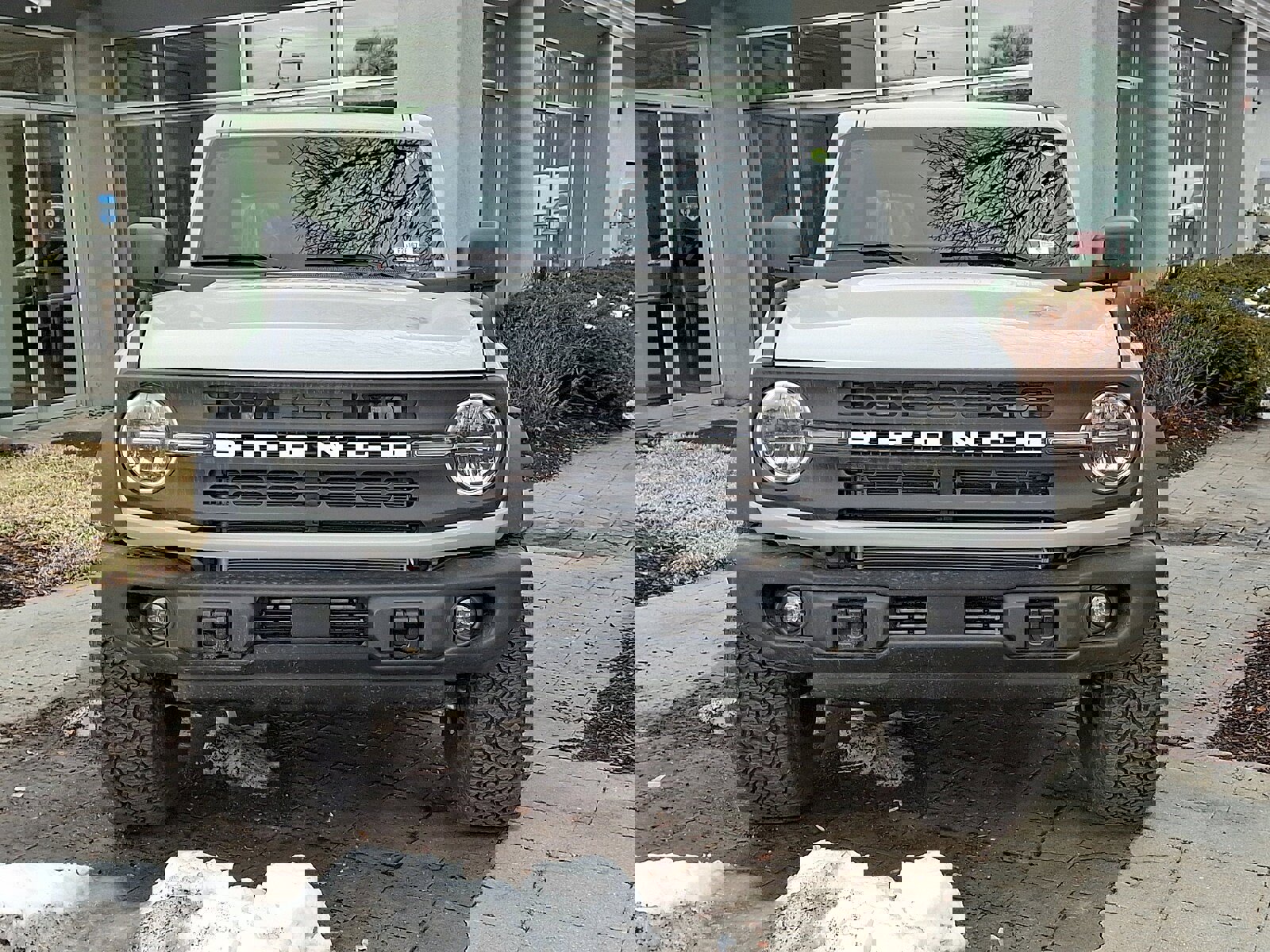 New 2026 Ford Bronco Big Bend w/ Sasquatch Package image 2