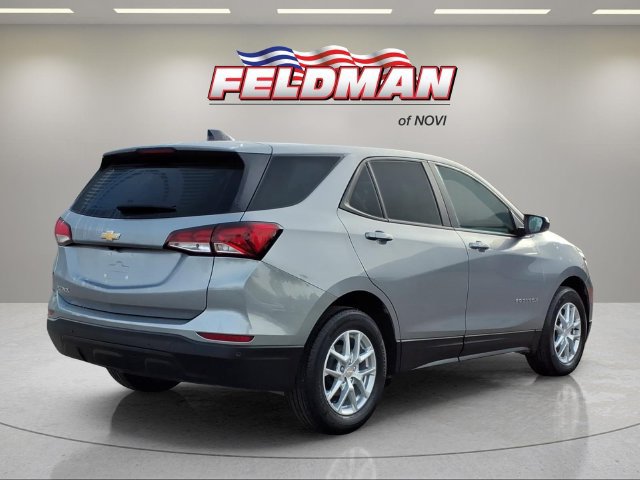 Used 2024 Chevrolet Equinox LS w/ LS Convenience Package FWD image 6