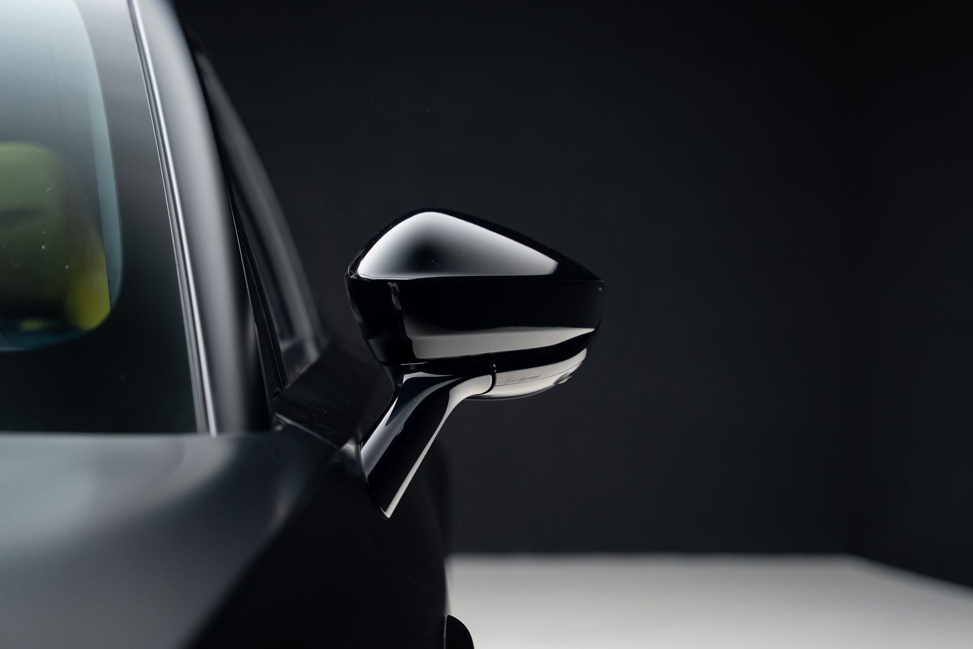 Used 2023 Aston Martin DBX 707 image 15