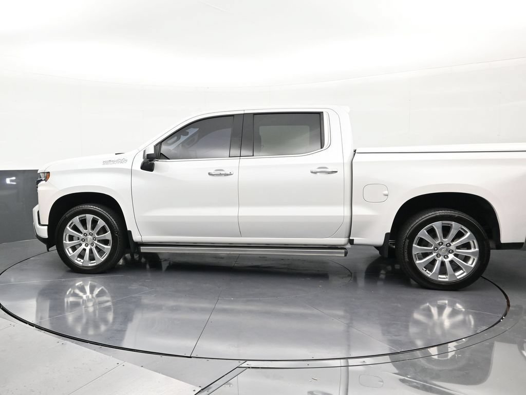 Used 2021 Chevrolet Silverado 1500 High Country w/ Technology Package AWD/4WD image 2