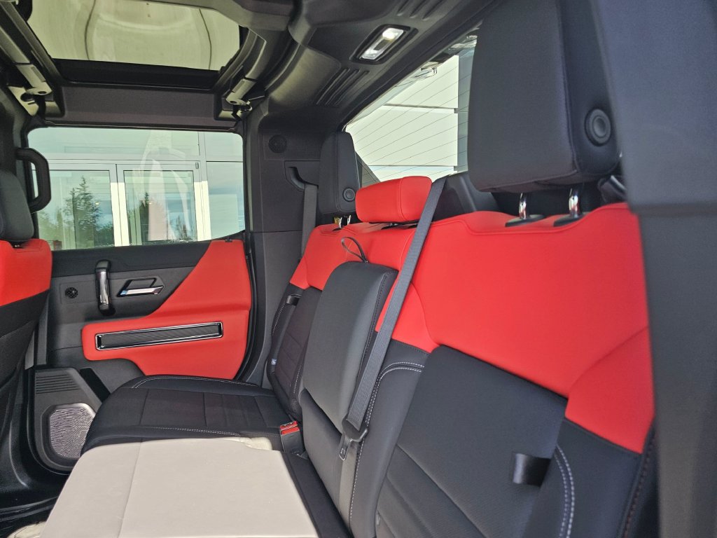 Used 2026 GMC Hummer EV 4x4 Crew Cab w/ Carbon Fiber Edition Package image 20