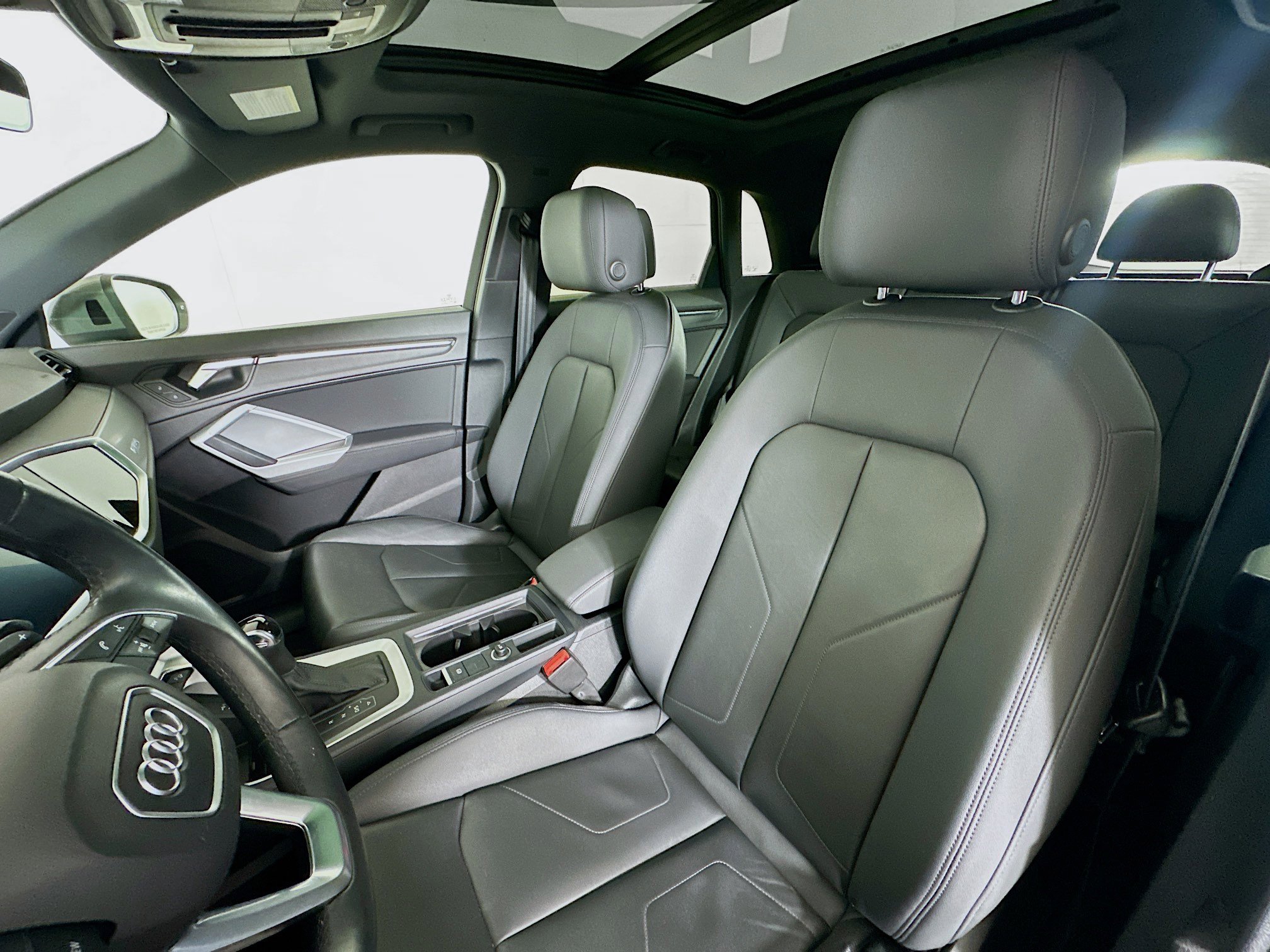 Used 2021 Audi Q3 2.0T Premium w/ Convenience Package image 13