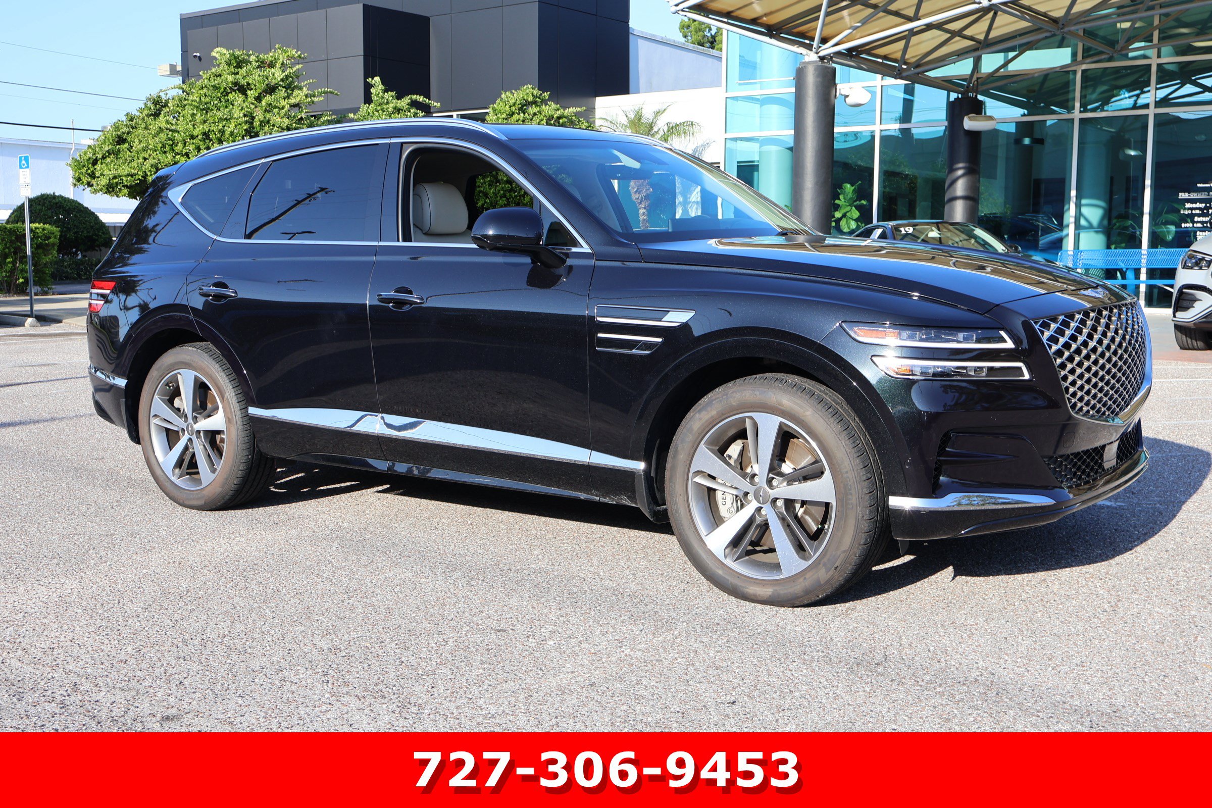 Used 2022 Genesis GV80 3.5T w/ Advanced Package 06 AWD/4WD image 12