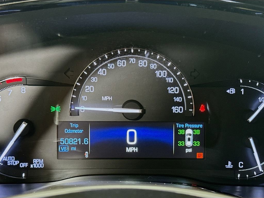 Used 2017 Cadillac XT5 FWD image 10