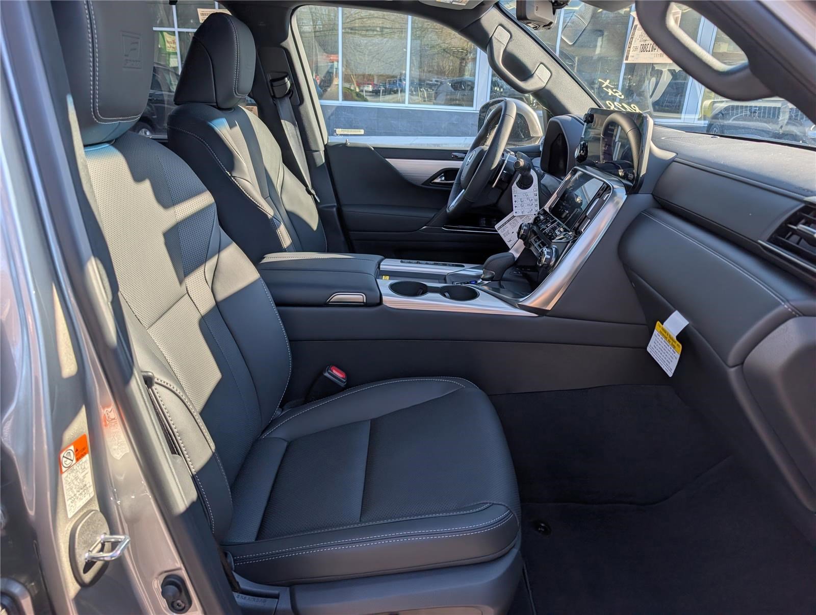 New 2026 Lexus LX 700h F Sport image 7