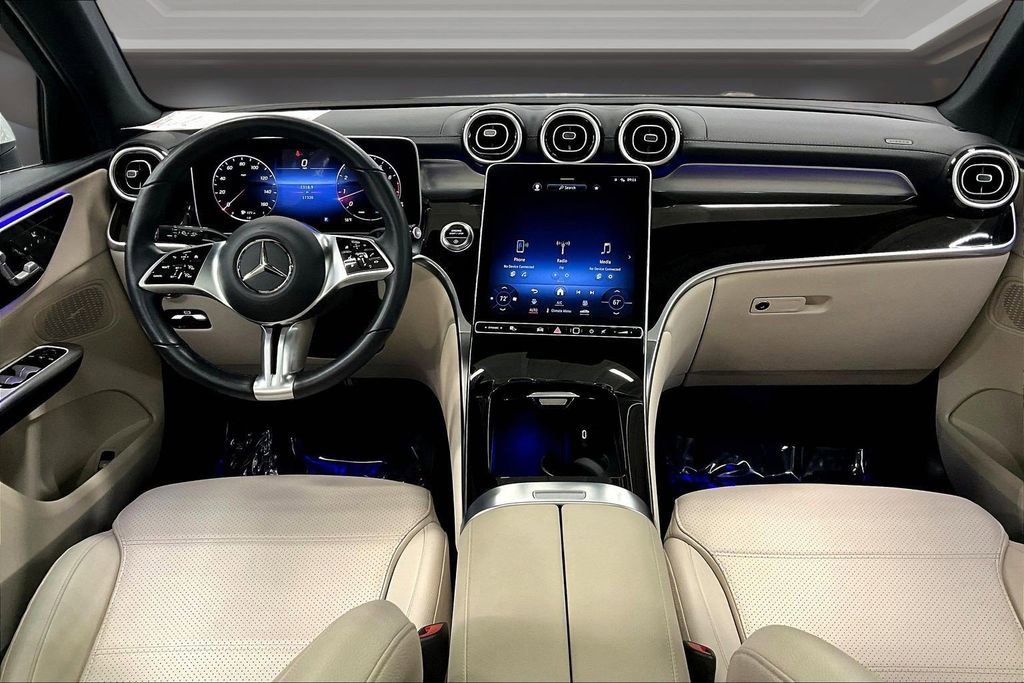 Used 2023 Mercedes-Benz GLC 300 4MATIC image 7