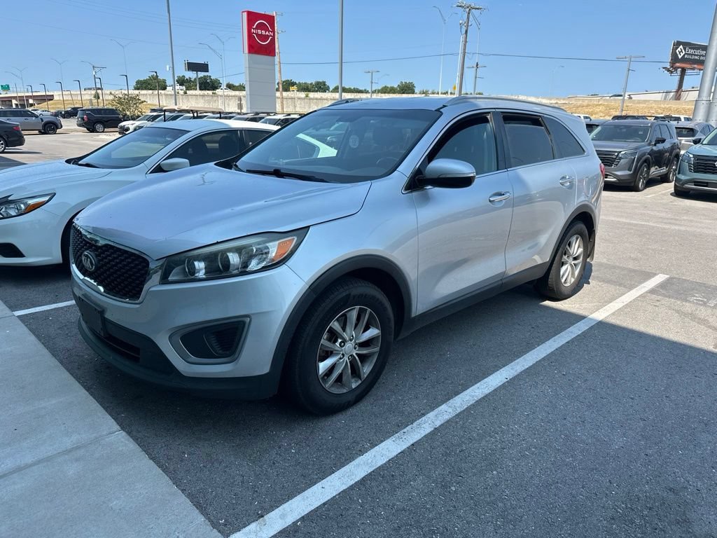 Used 2016 Kia Sorento FWD w/ LX Convenience Package