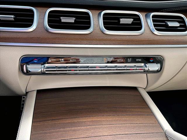 Used 2023 Mercedes-Benz GLS 580 4MATIC image 21