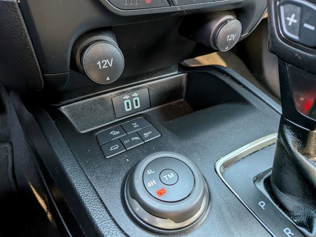 Used 2022 Ford Ranger Lariat w/ Equipment Group 501A High image 23