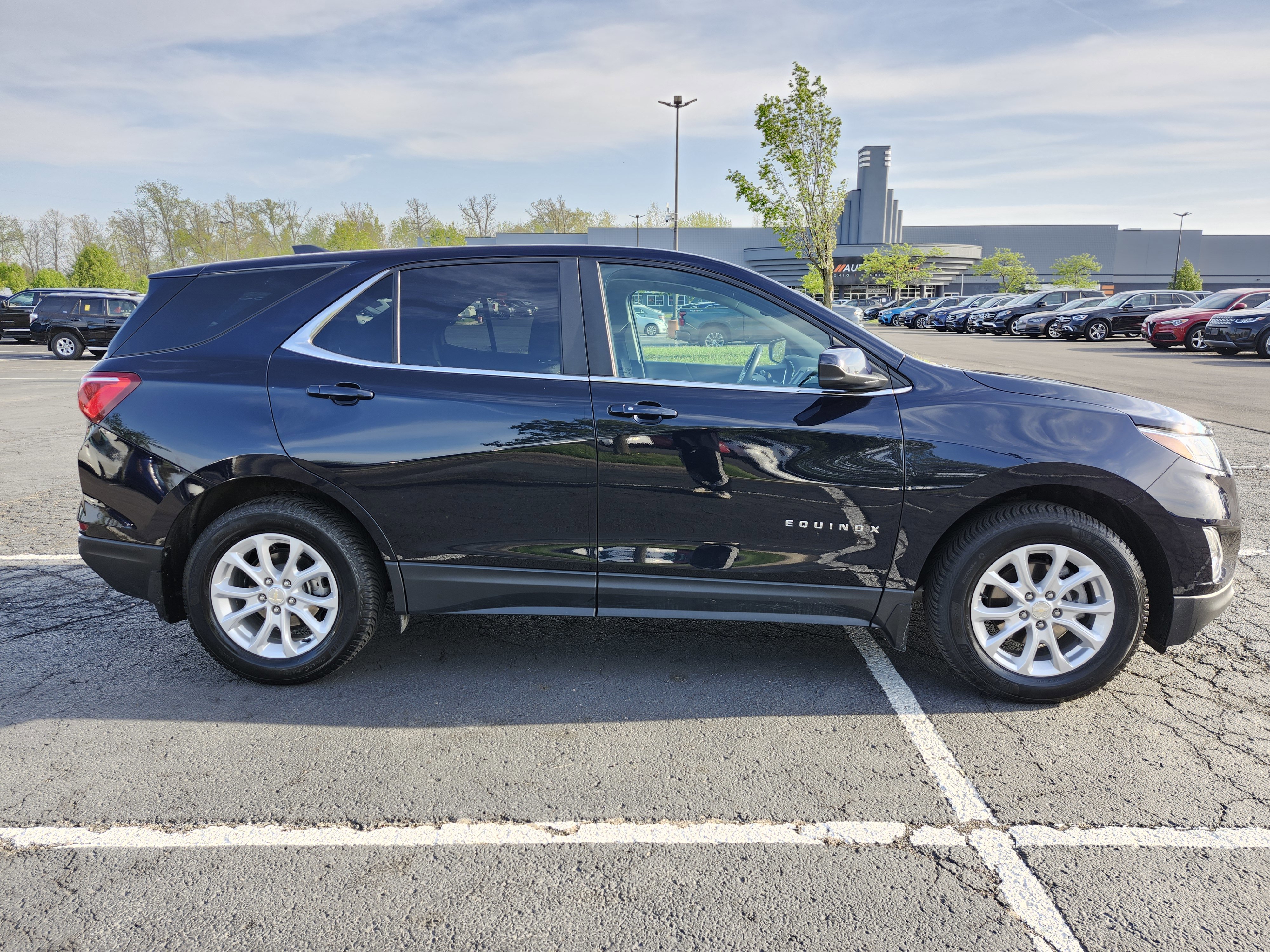 Used 2021 Chevrolet Equinox LT FWD image 18