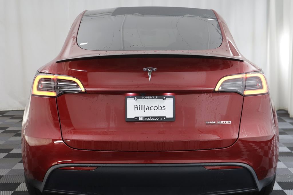 Used 2024 Tesla Model Y Performance AWD/4WD image 16