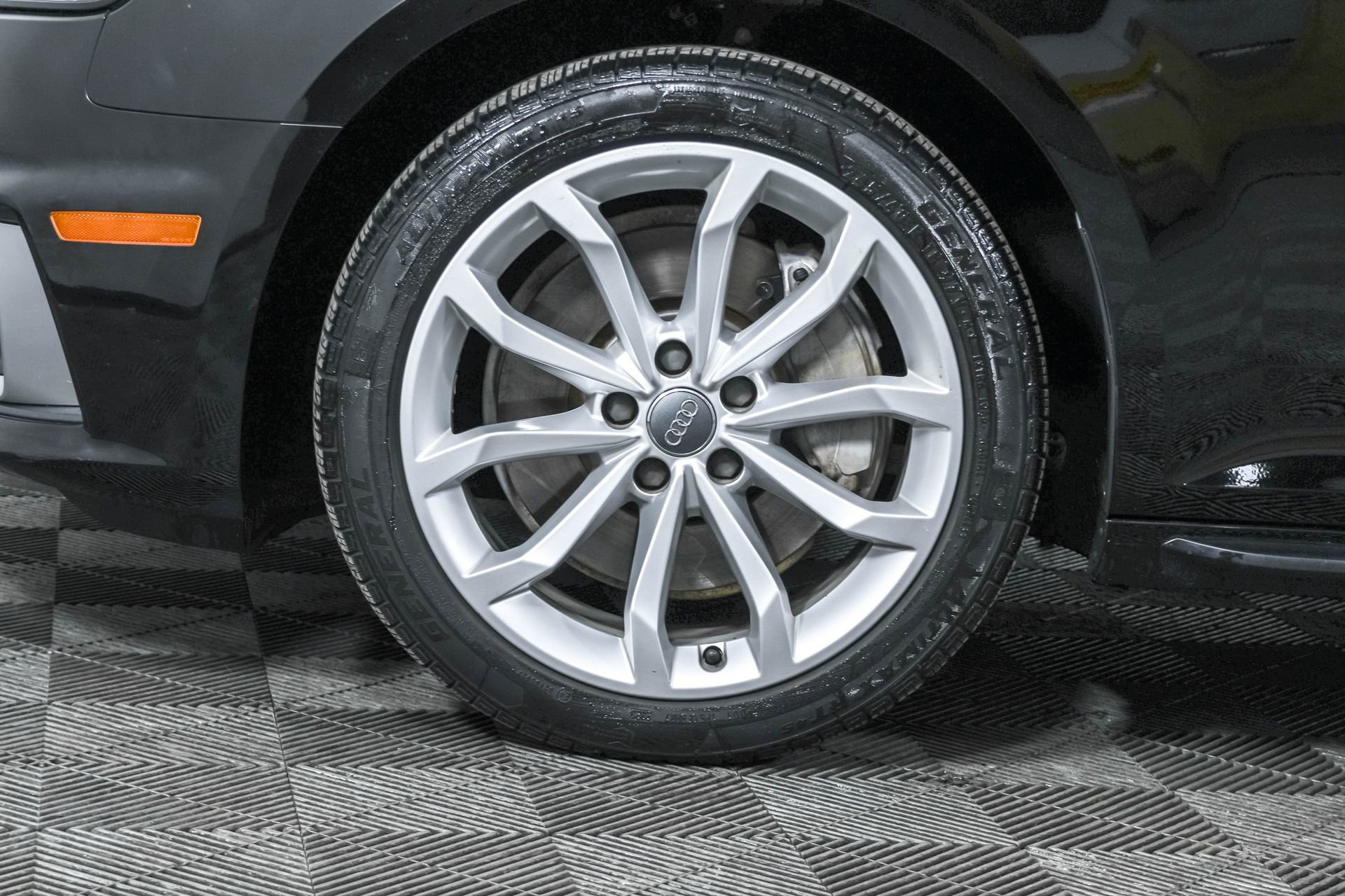 Used 2019 Audi A4 2.0T Premium w/ Convenience Package image 20