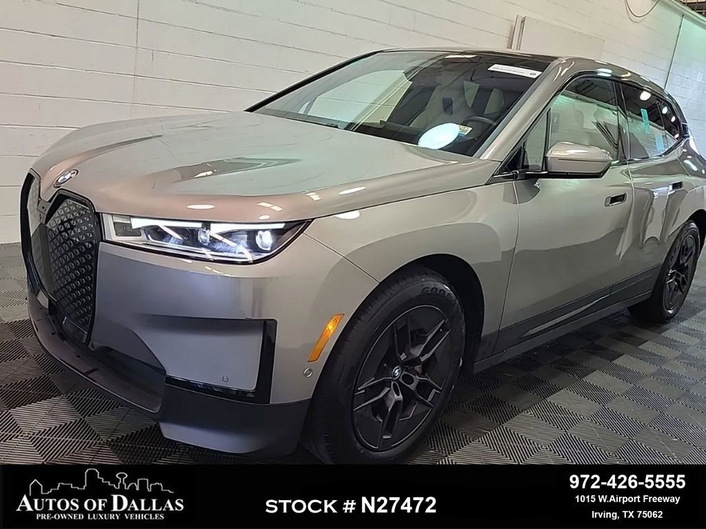 Used 2024 BMW iX xDrive50 w/ Premium Package AWD/4WD image 1