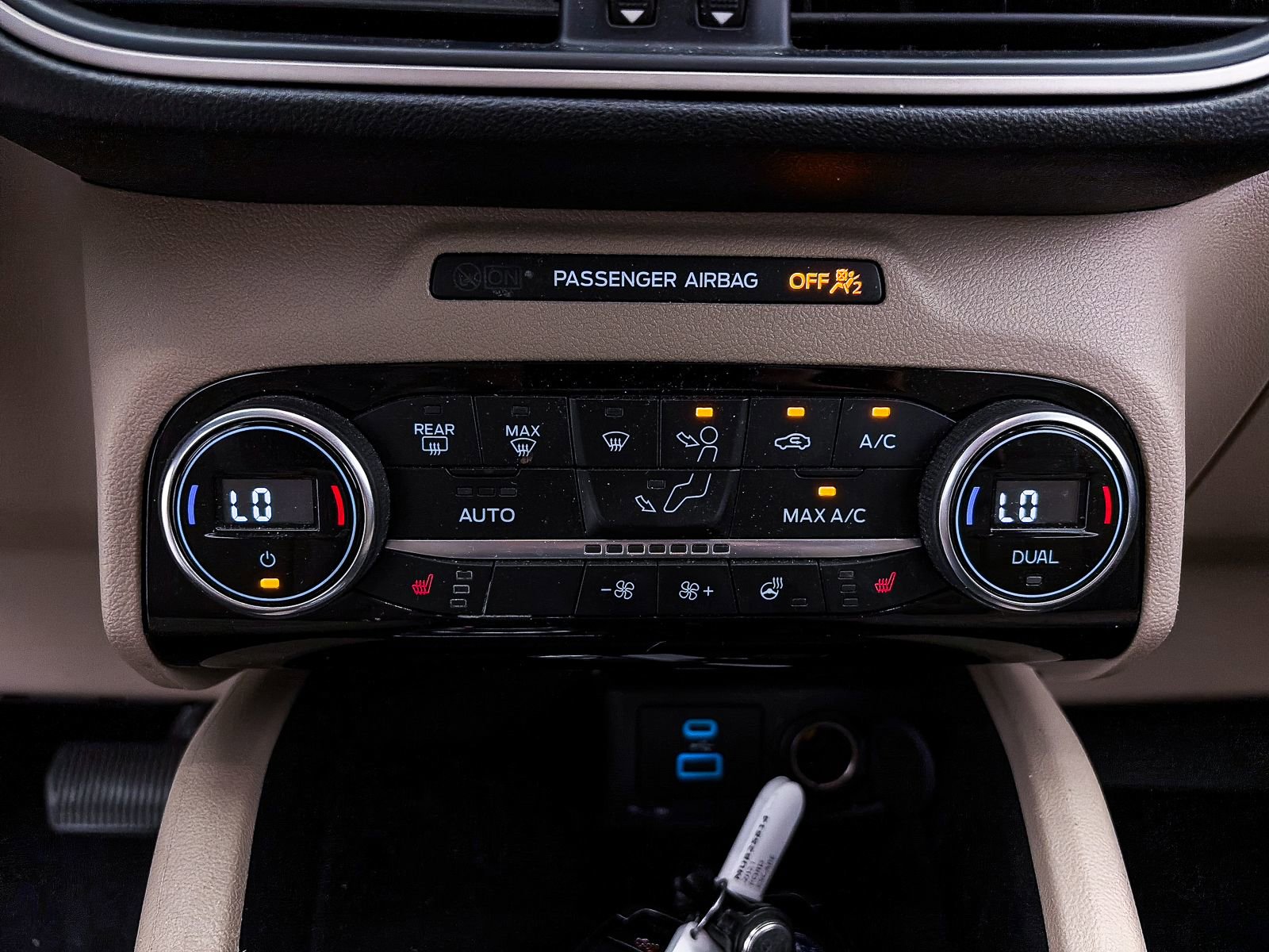 Used 2021 Ford Escape SEL image 18