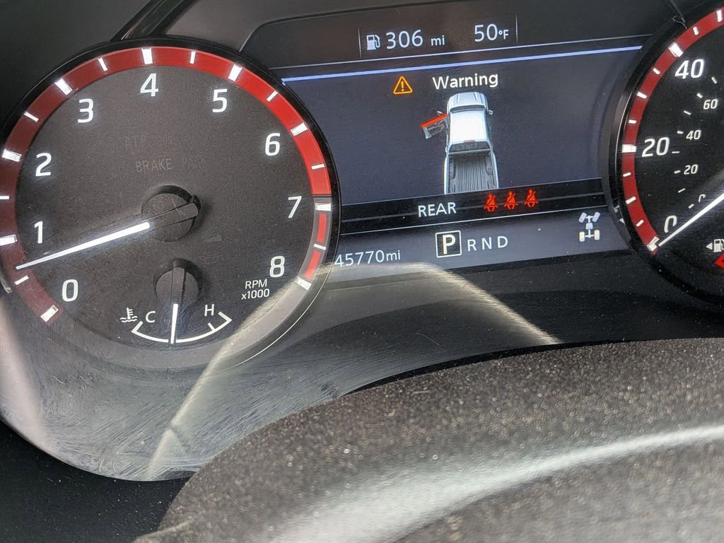 Used 2024 Nissan Frontier PRO-4X image 17