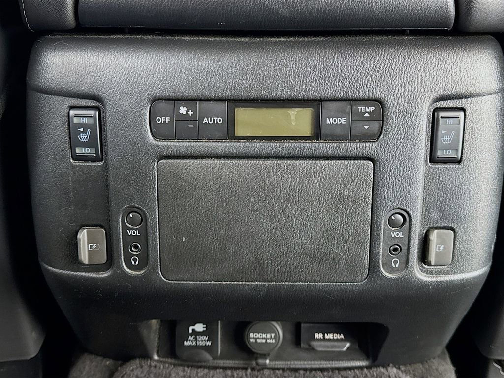 Used 2020 Nissan Armada Platinum w/ 22" Wheel Package image 28