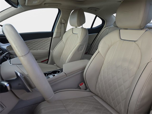 Used 2019 Genesis G70 3.3T Design image 17