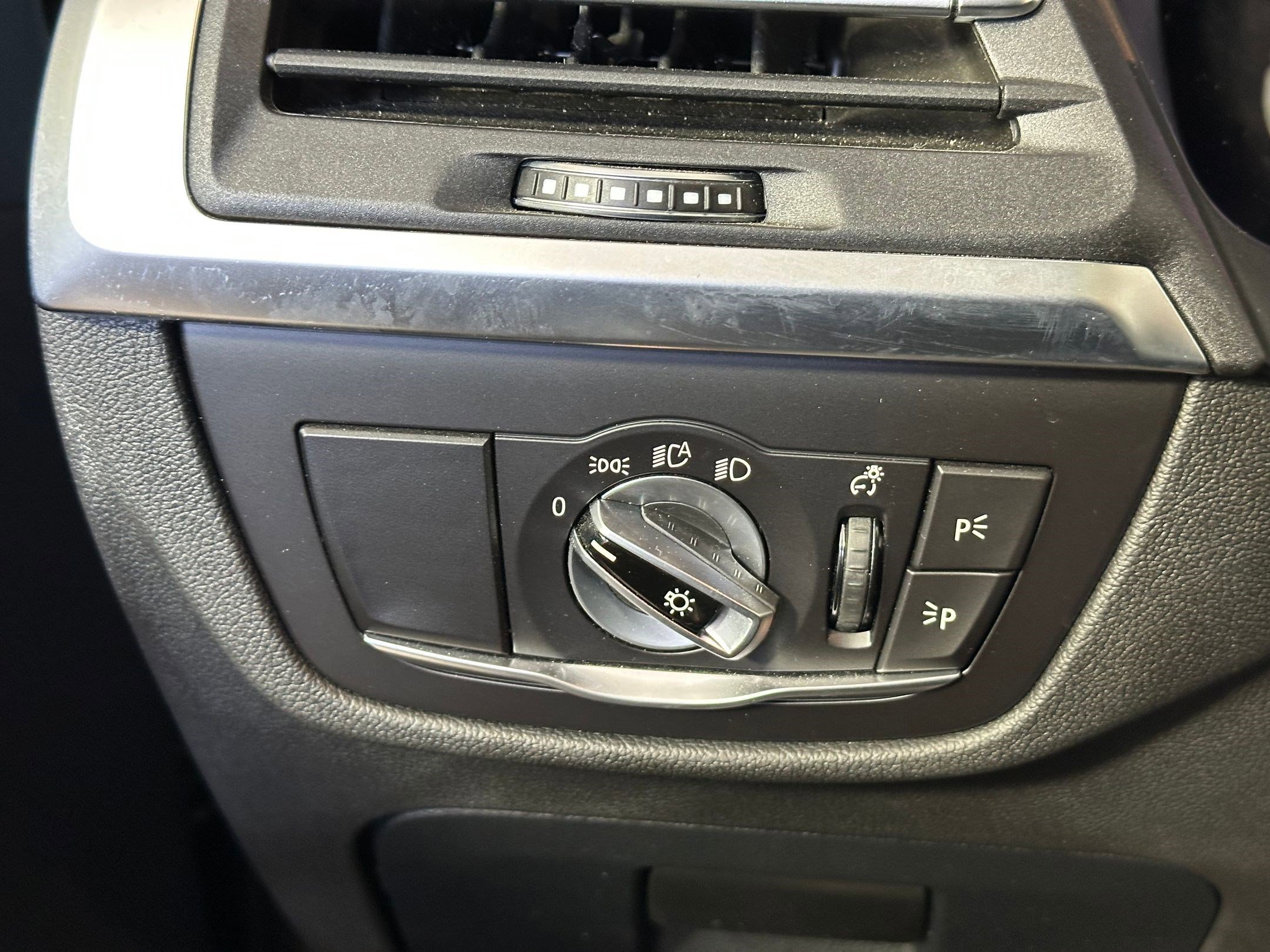 Certified 2023 BMW X3 sDrive30i w/ Convenience Package image 16