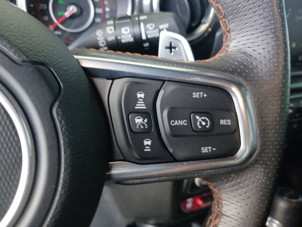 Used 2022 Jeep Wrangler Unlimited Rubicon AWD/4WD image 36