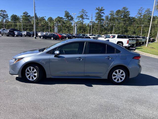 Certified 2023 Toyota Corolla LE FWD image 2