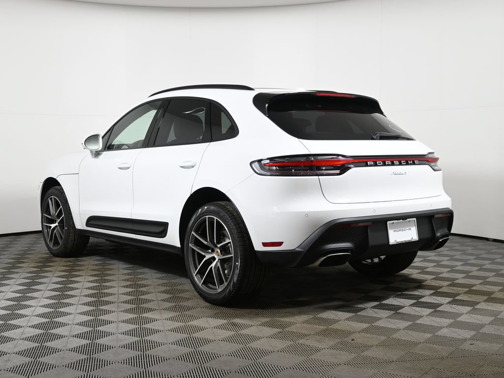 Used 2026 Porsche Macan AWD/4WD image 3