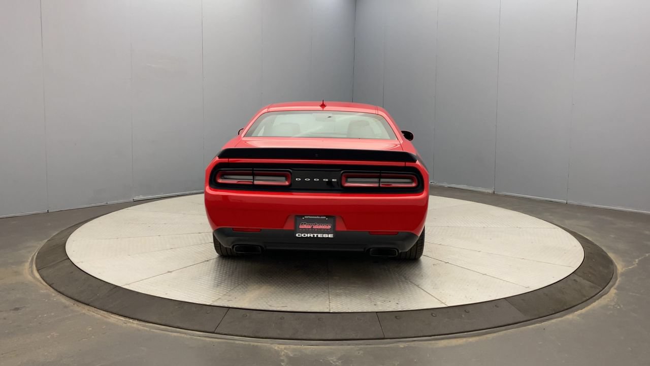 Used 2023 Dodge Challenger SRT Hellcat RWD image 4