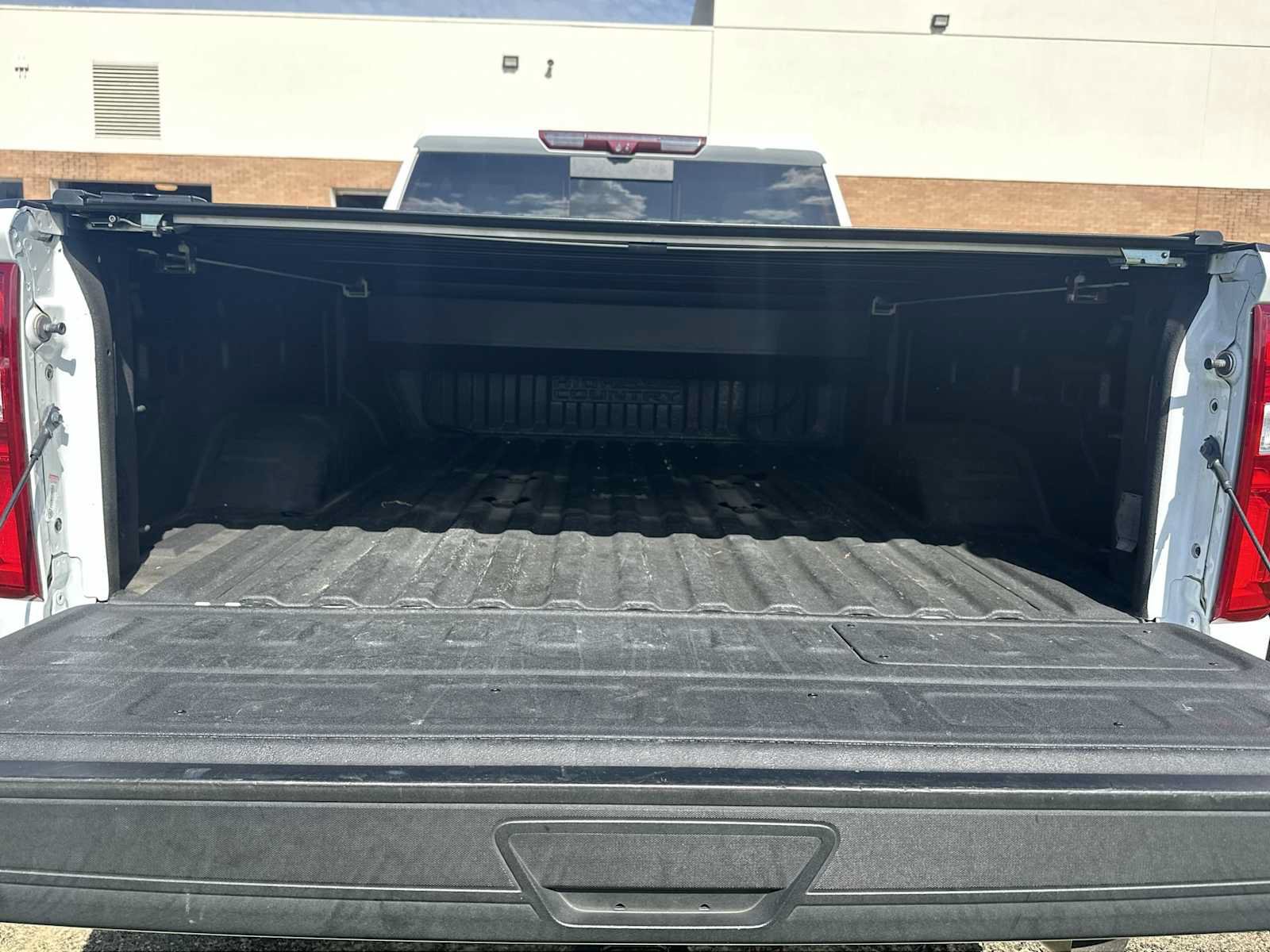 Certified 2022 Chevrolet Silverado 2500 High Country w/ Technology Package AWD/4WD image 37