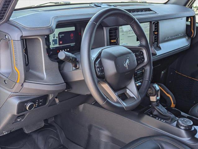 Used 2024 Ford Bronco Badlands image 10