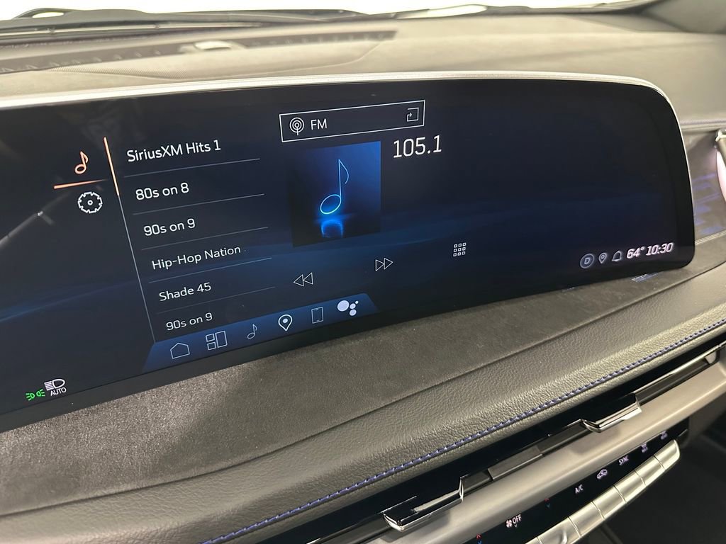 Used 2024 Cadillac XT4 Sport w/ Cold Weather Package image 21