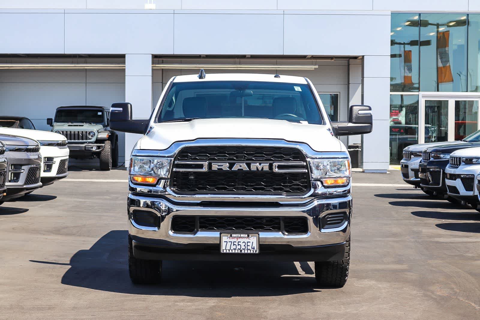 Used 2024 RAM 2500 Tradesman w/ Chrome Appearance Group AWD/4WD image 2