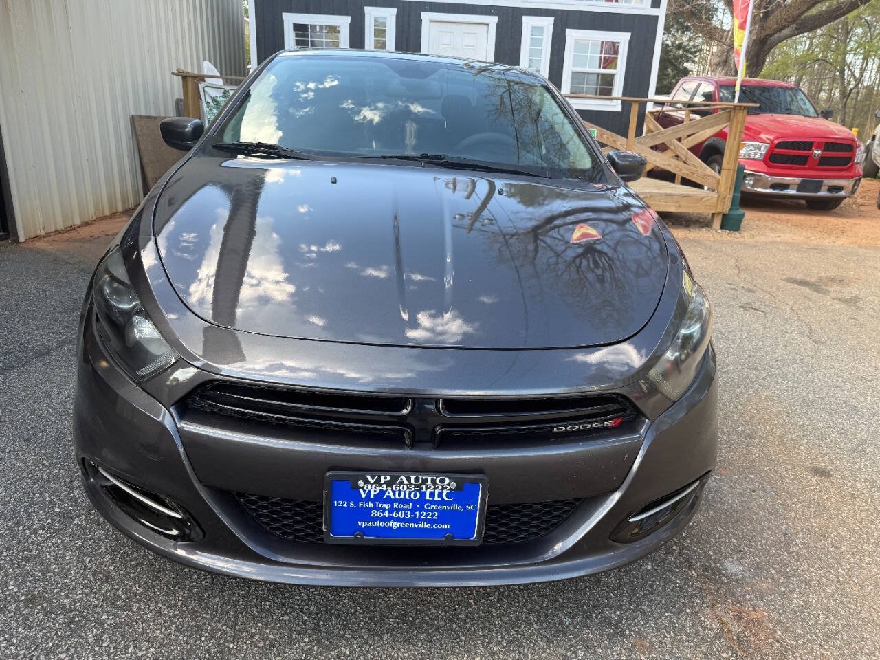 Used 2015 Dodge Dart SXT FWD image 2
