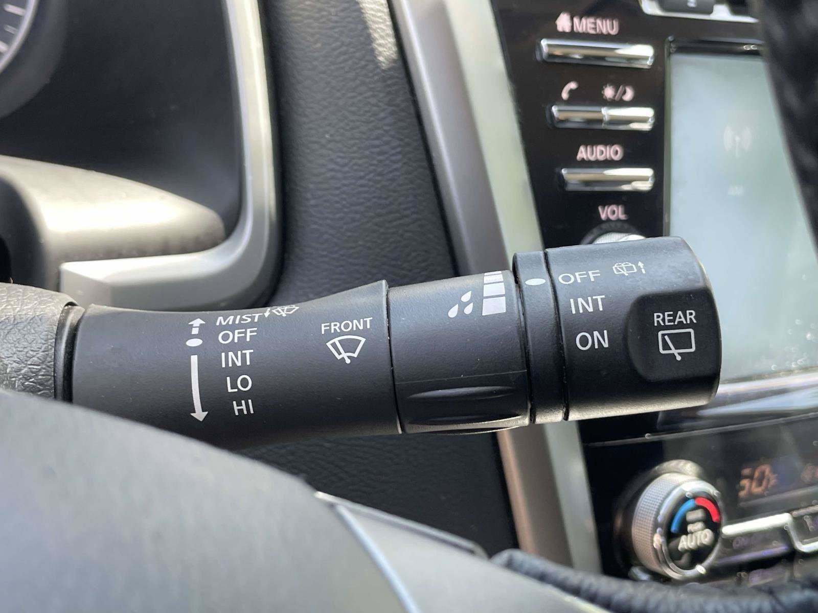 Used 2023 Nissan Murano SV FWD image 19