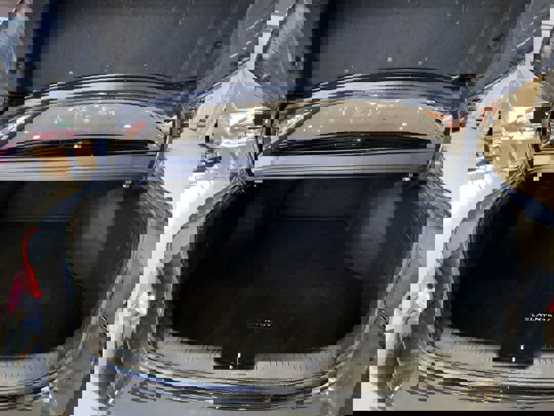 Used 2023 Hyundai Elantra SEL image 24